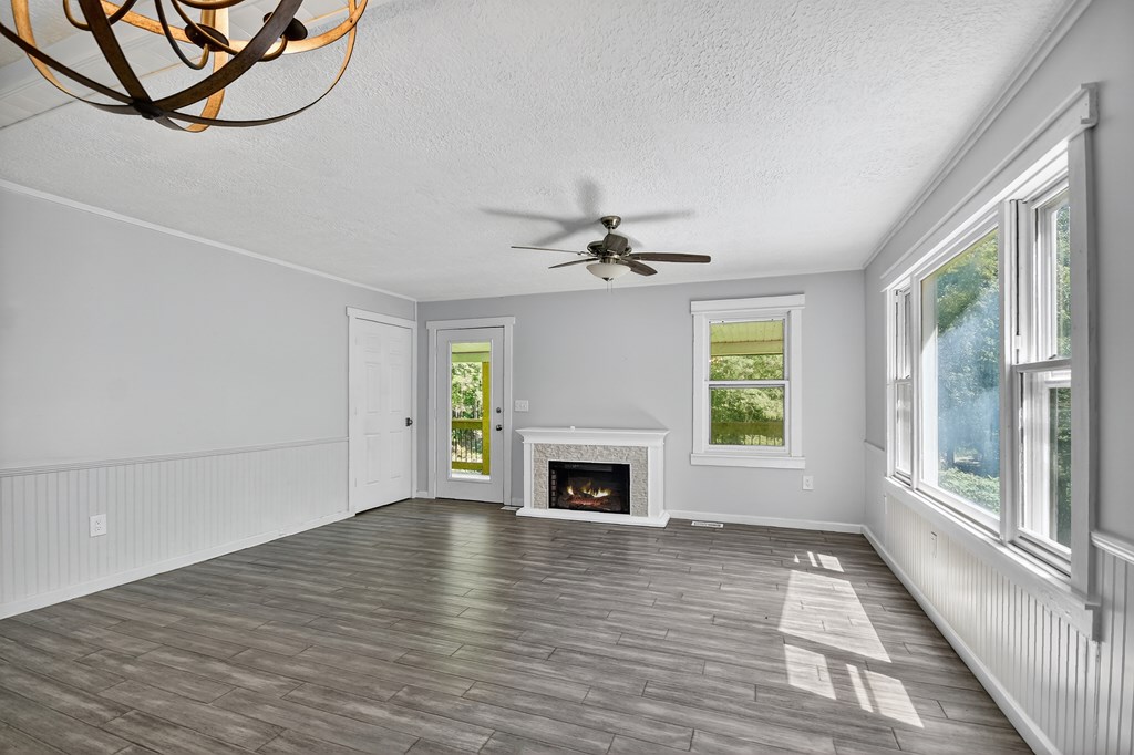 418422 Blue Ridge Residential