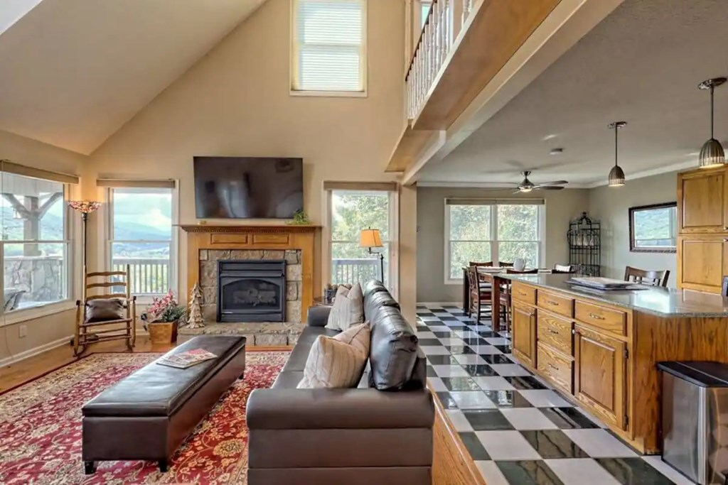 418426 Hiawassee Residential
