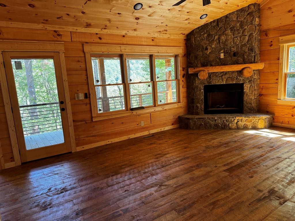 418430 Blue Ridge Residential