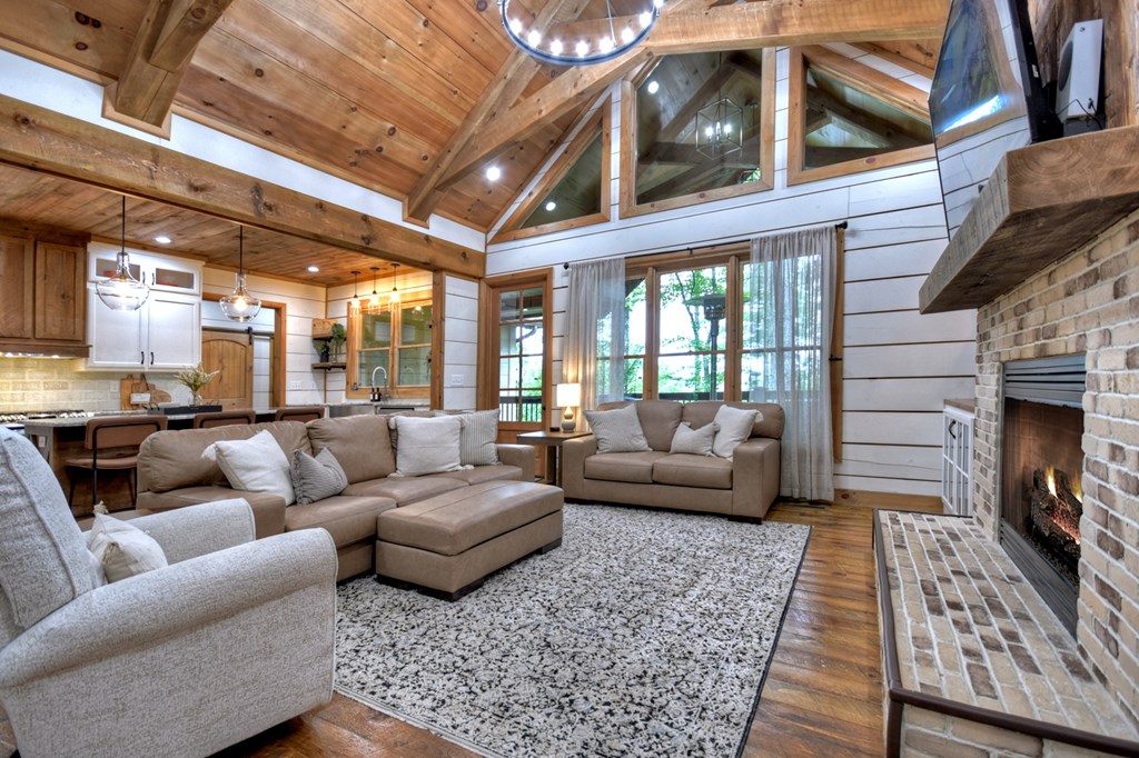 418431 Cherry Log Residential
