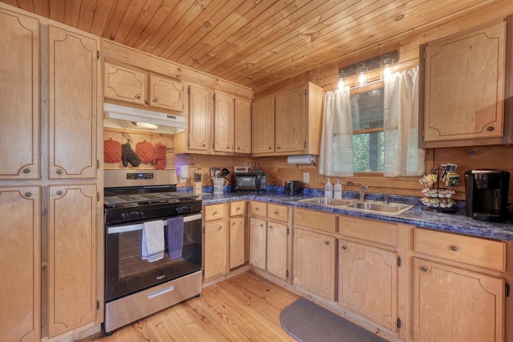 418435 Blairsville Residential