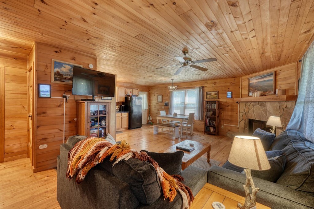 418435 Blairsville Residential