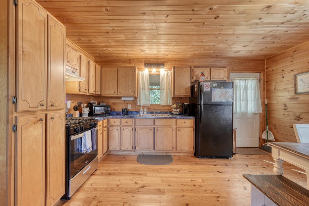 418435 Blairsville Residential