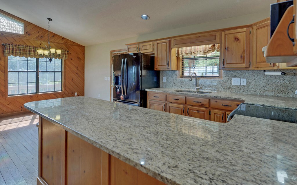 418446 Blairsville Residential