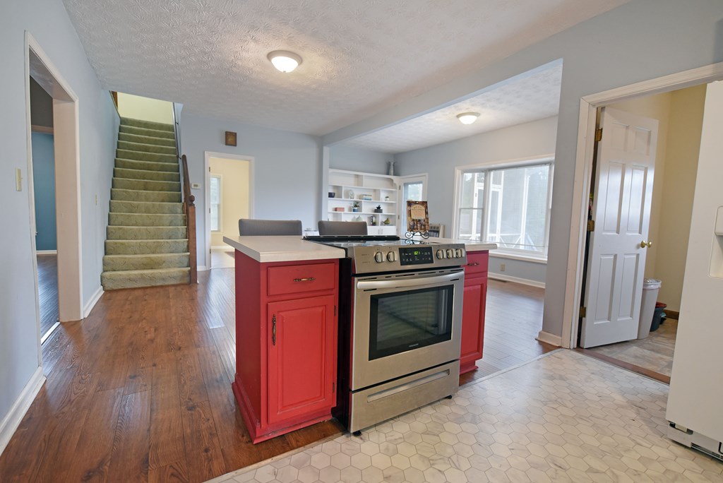 418453 Morganton Residential