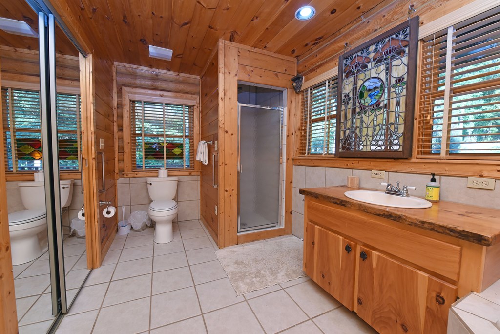 418485 Mineral Bluff Residential
