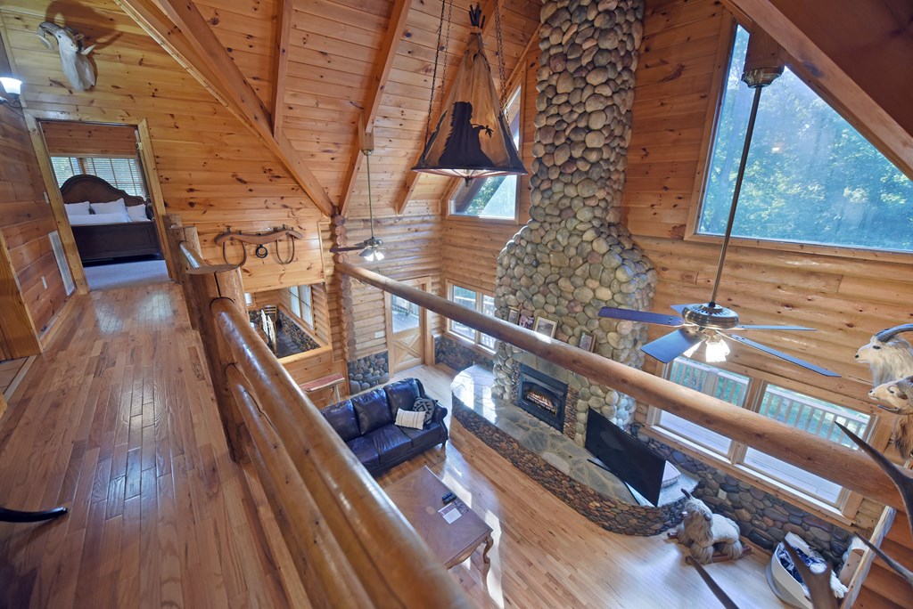 418485 Mineral Bluff Residential