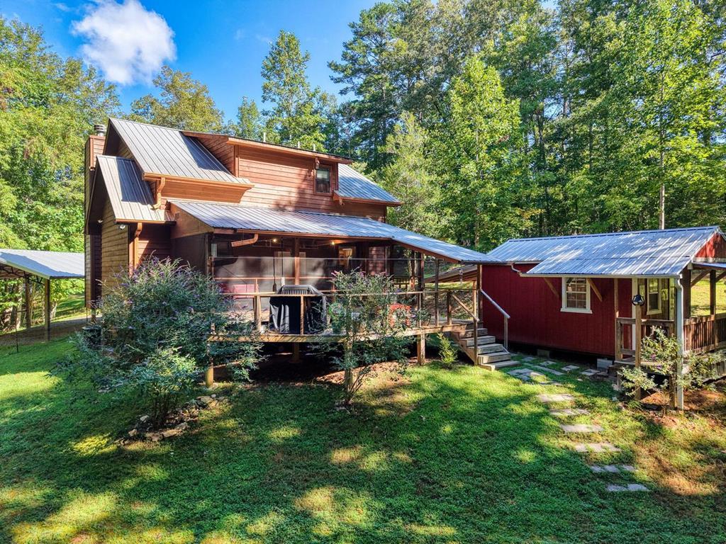 418493 Young Harris Residential