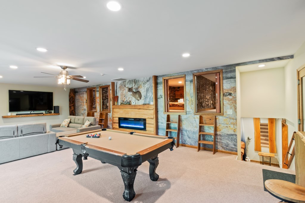 418499 Blue Ridge Residential