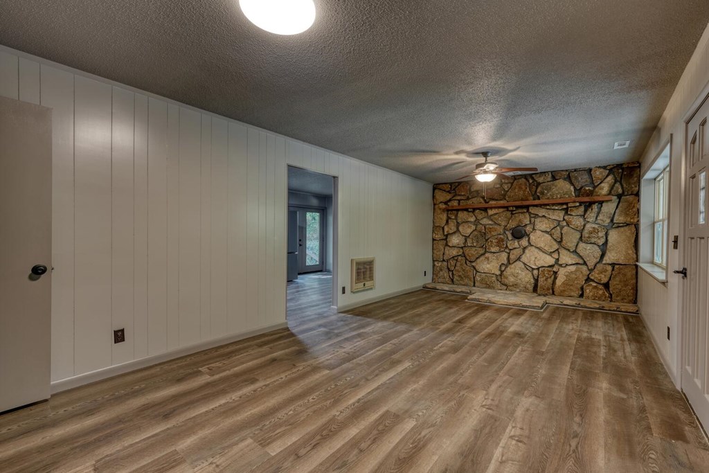 418515 Blairsville Residential