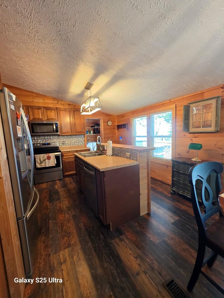 418543 Murphy Residential