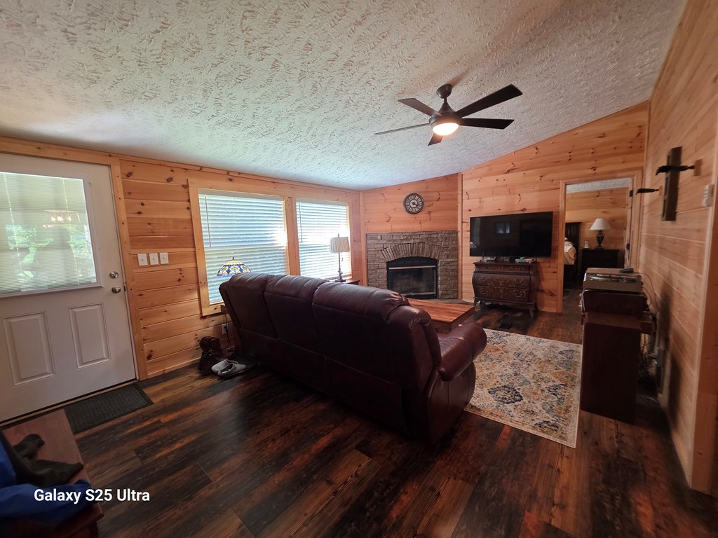 418543 Murphy Residential