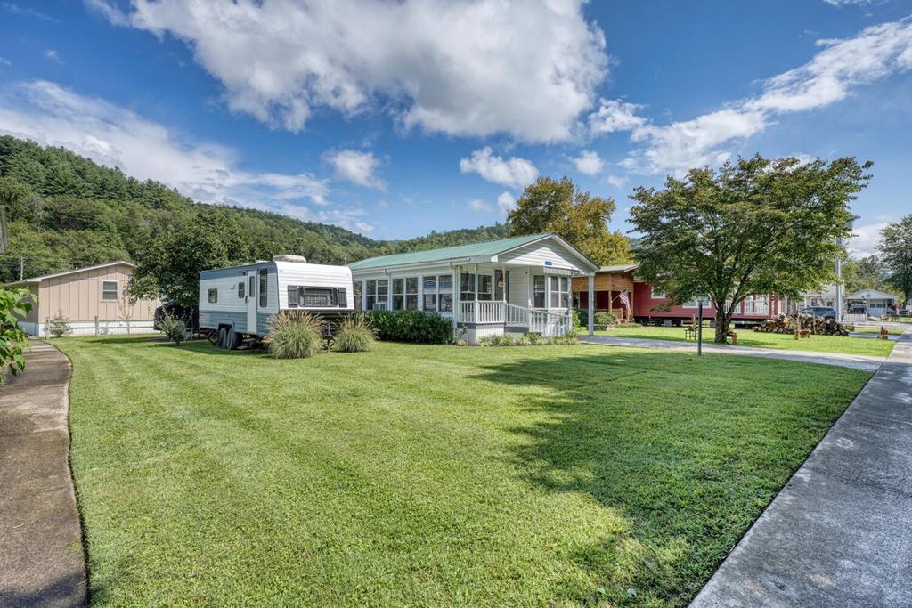 418551 Hiawassee 