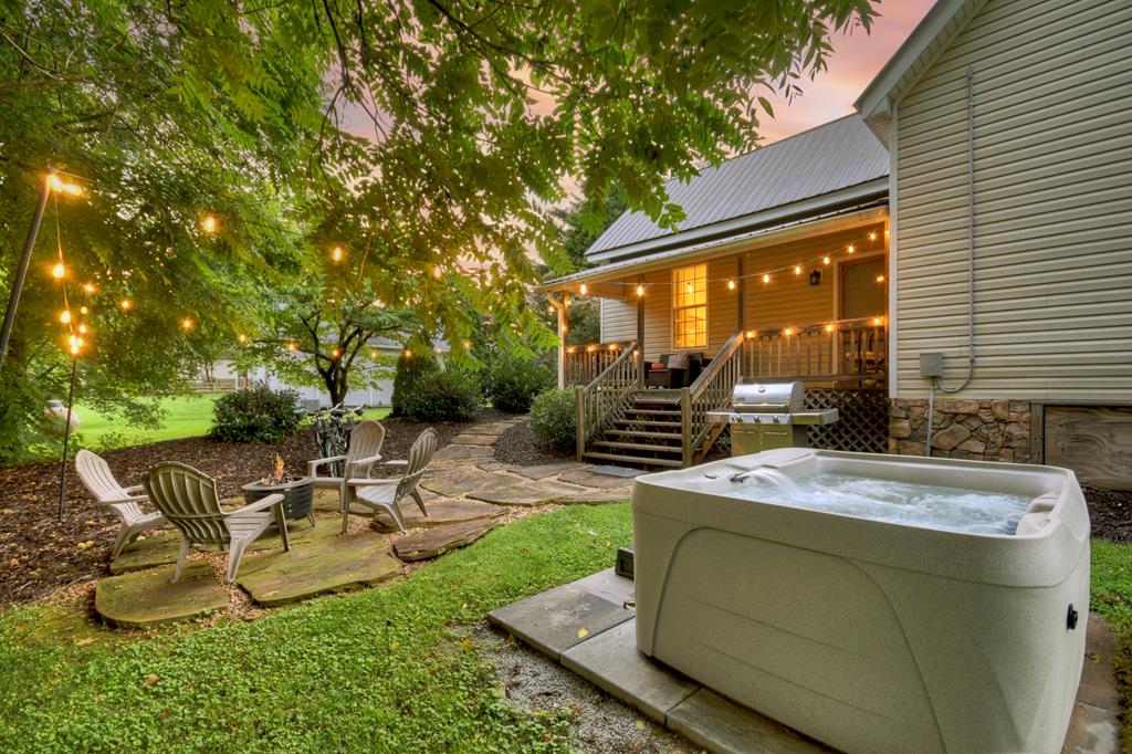 418553 Blue Ridge Residential