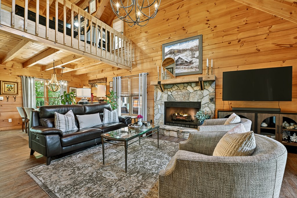 418556 Blue Ridge Residential