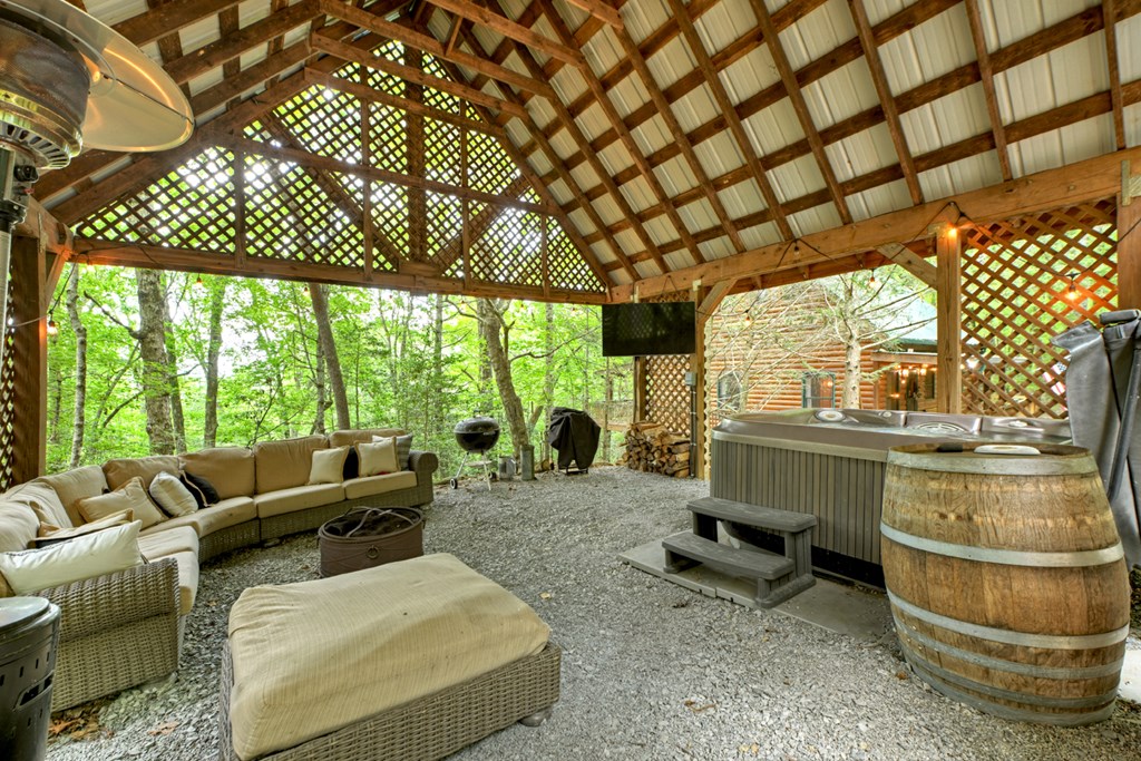 418557 Blue Ridge Residential