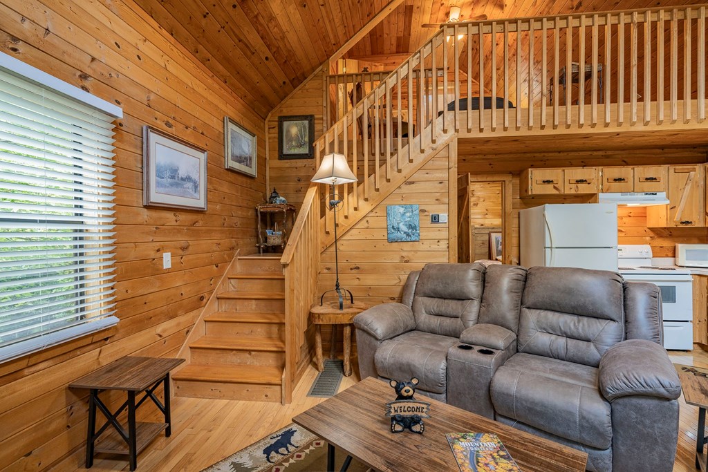 418566 Young Harris Residential