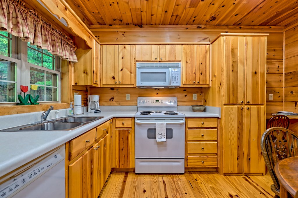 418567 Warne Residential