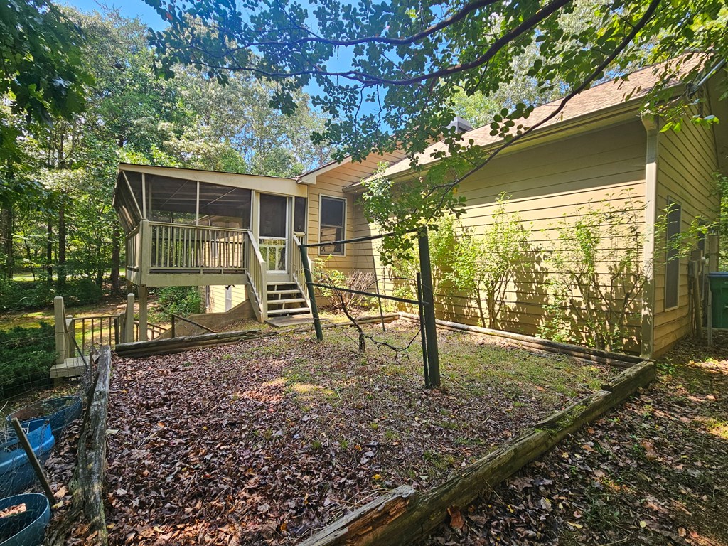 418568 Fairmont Residential