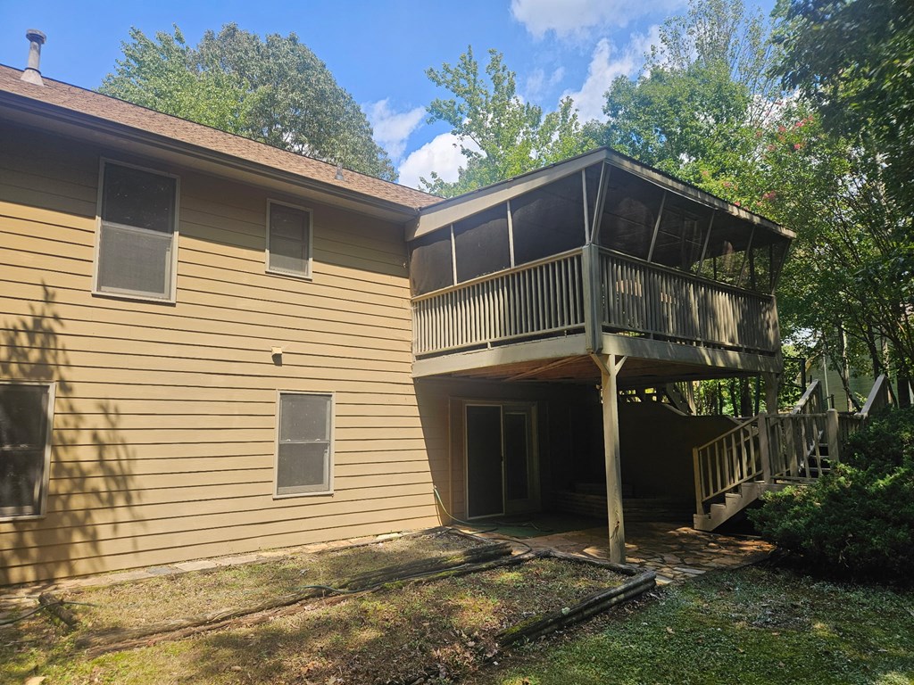 418568 Fairmont Residential