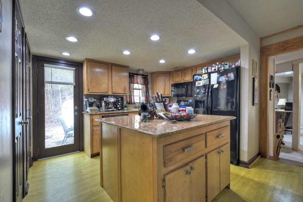 418575 Ellijay Residential