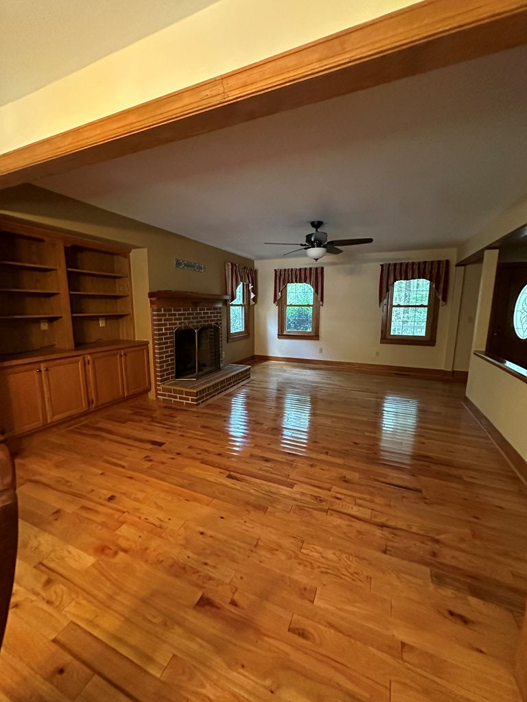 418582 Culloden Residential