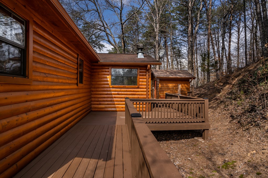 418586 Mineral Bluff Residential