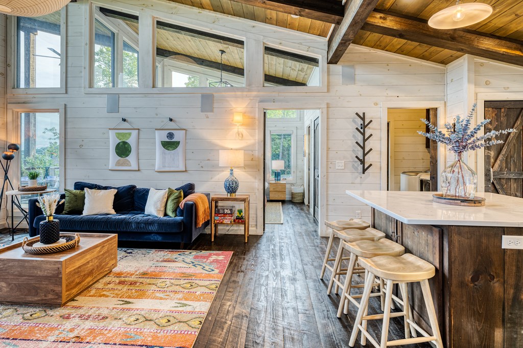 418593 Blue Ridge Residential