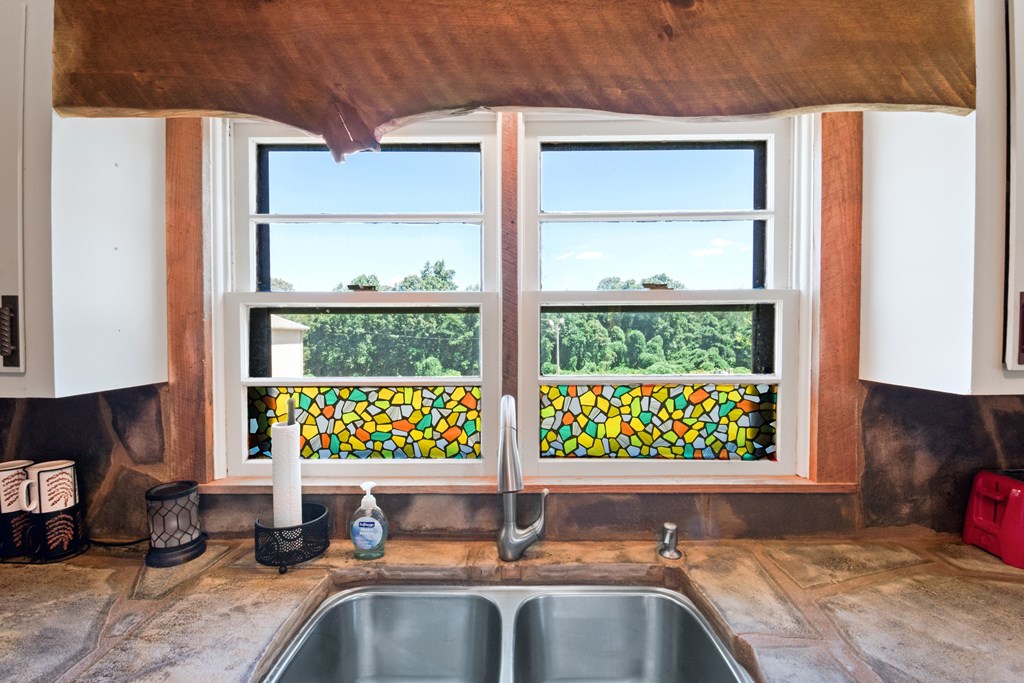 418605 Blue Ridge Residential