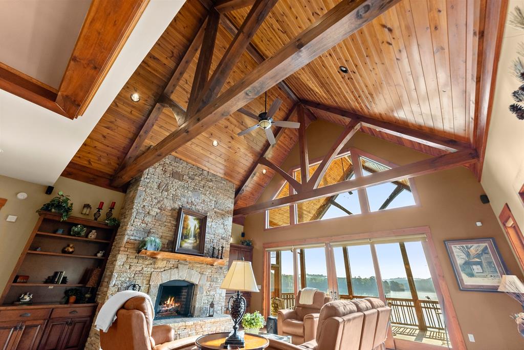 418612 Hiawassee Residential