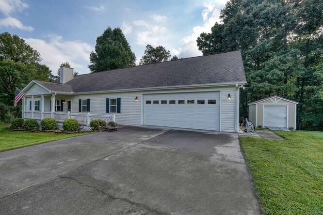 418616 Blairsville Residential