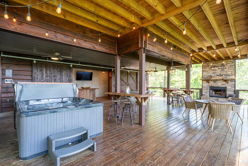 418618 Blue Ridge Residential