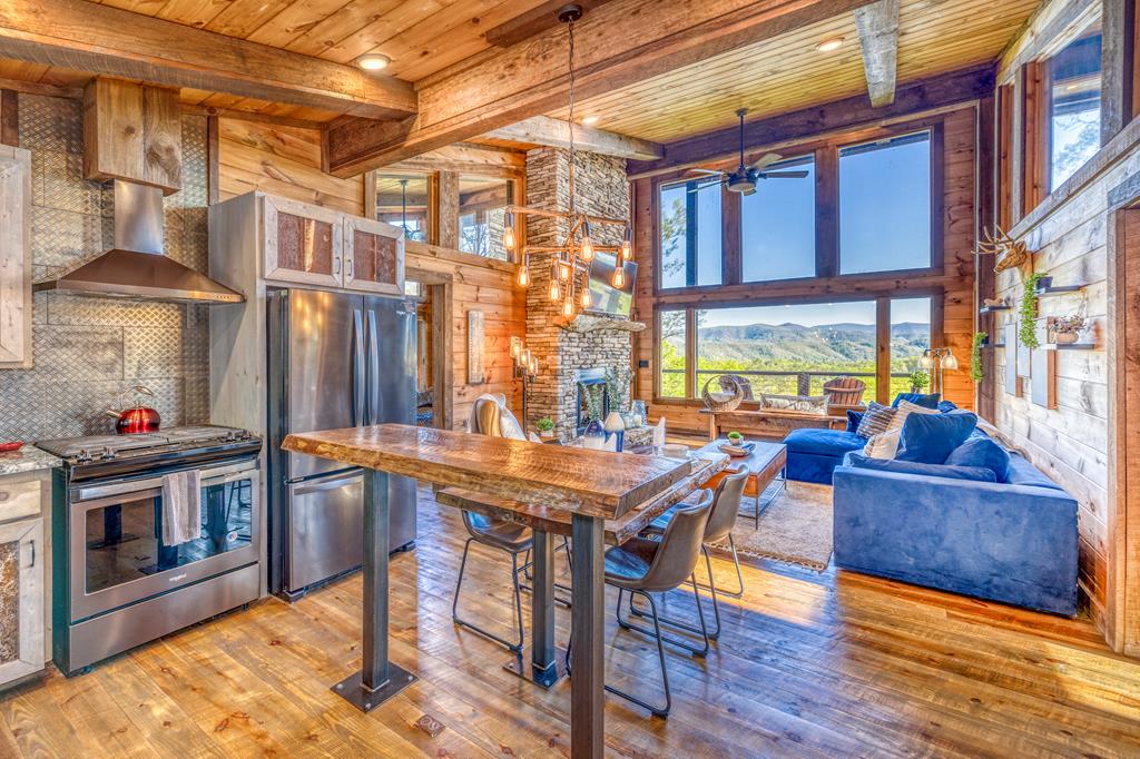 418618 Blue Ridge Residential