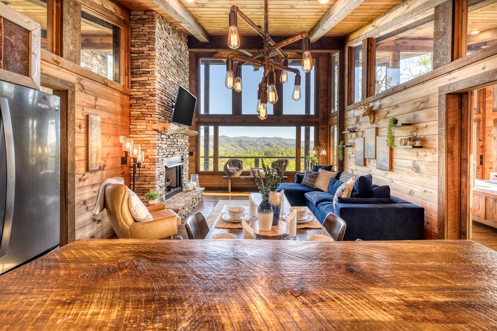 418618 Blue Ridge Residential