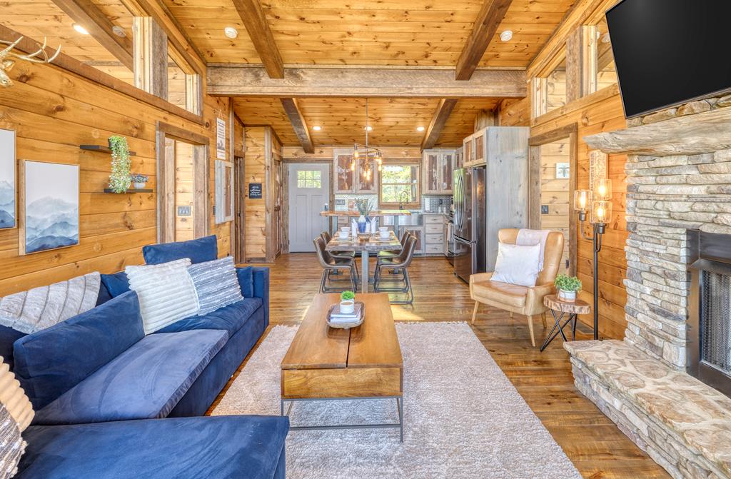 418618 Blue Ridge Residential
