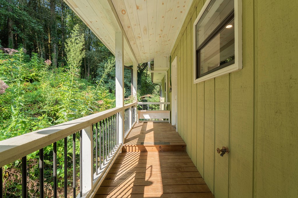 418620 Mineral Bluff Residential