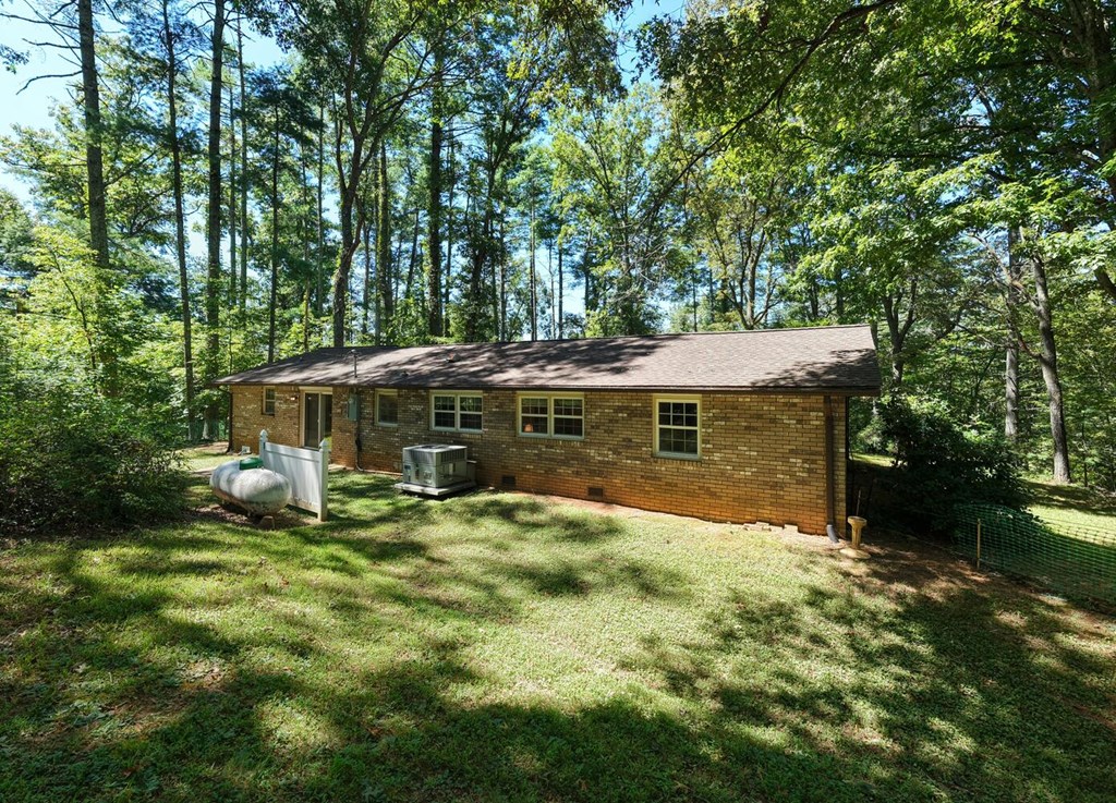 418637 Hayesville Residential