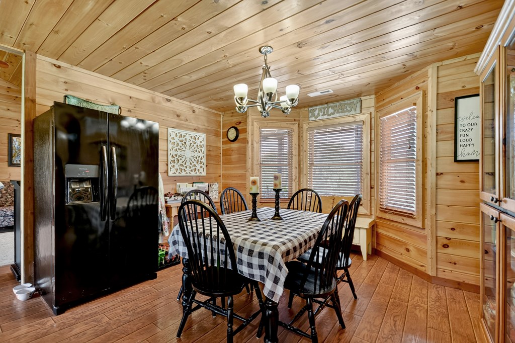 418639 Mineral Bluff Residential