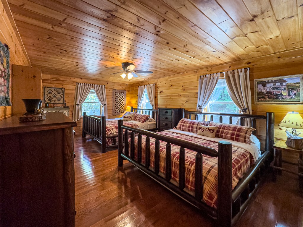 418641 Murphy Residential