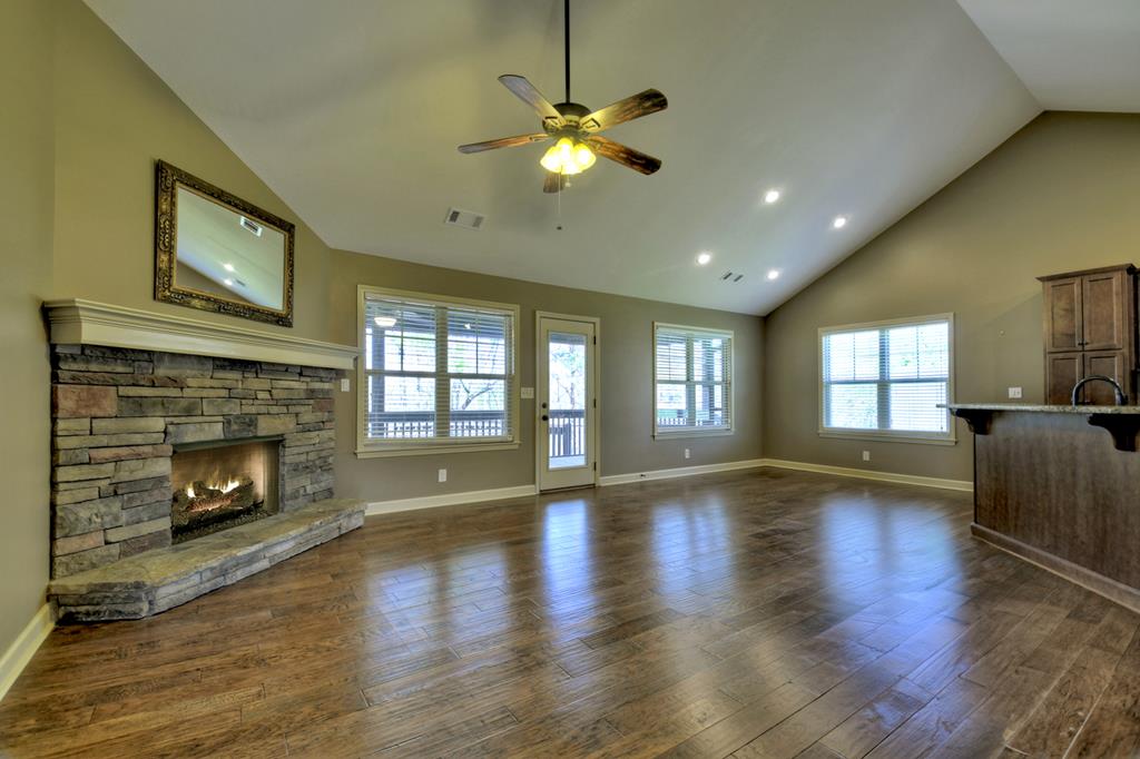 418665 Blue Ridge Residential