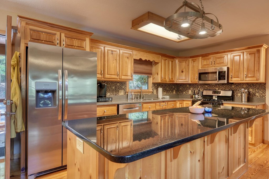 418684 Blairsville Residential