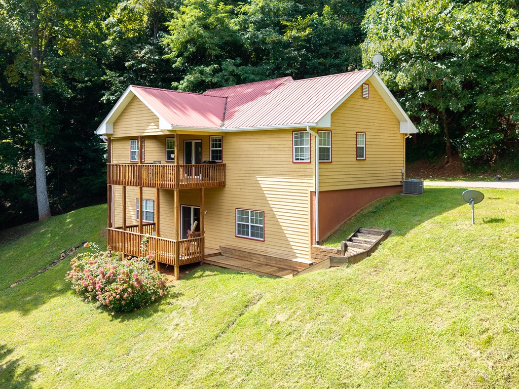 418711 Hayesville Residential