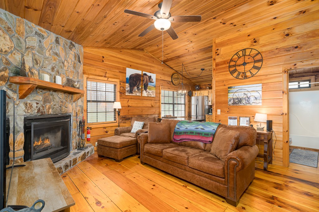 418715 Blue Ridge Residential
