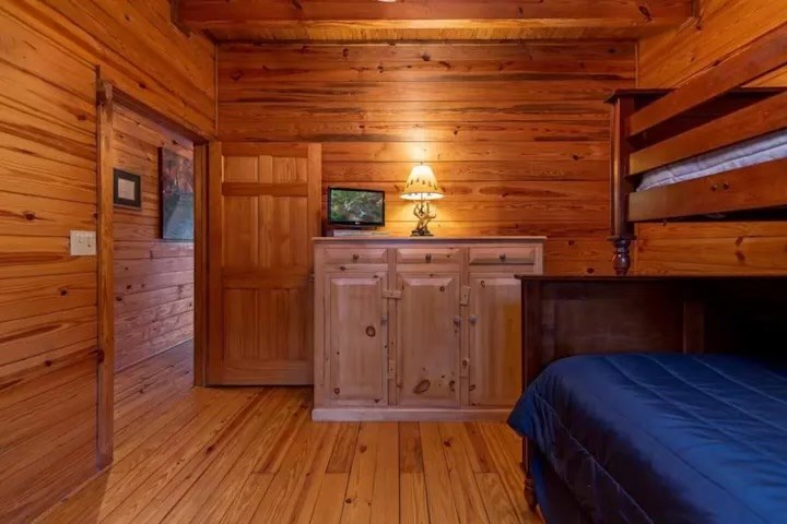 418723 Blue Ridge Residential