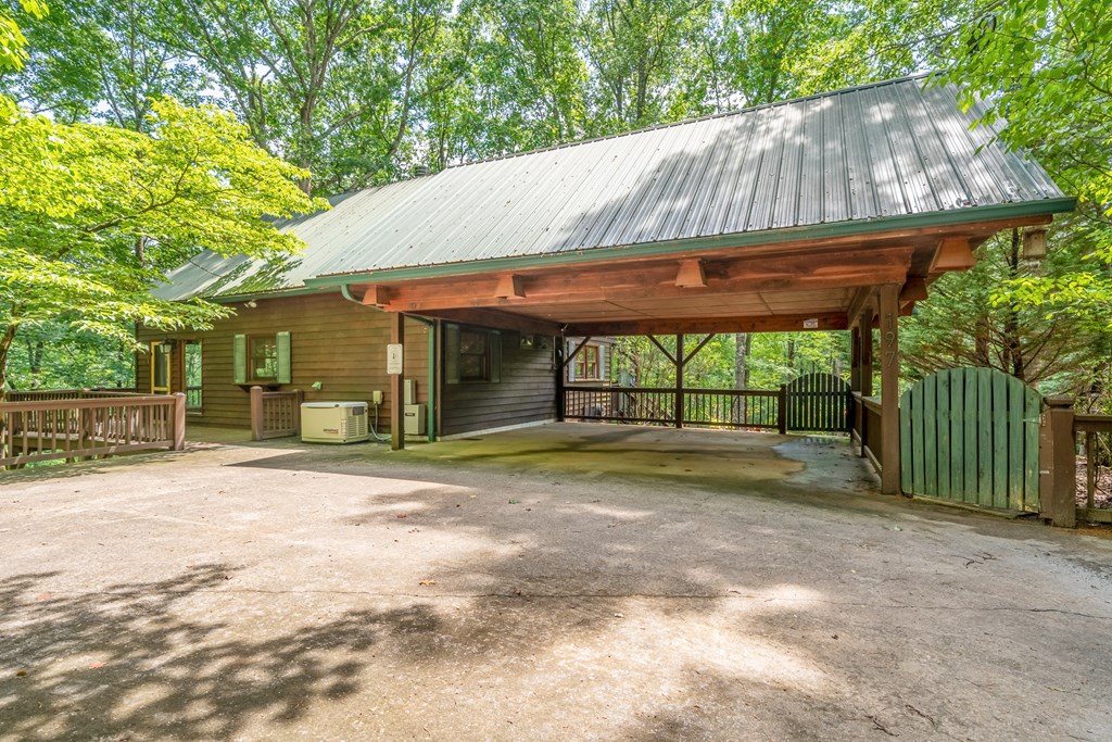418723 Blue Ridge Residential