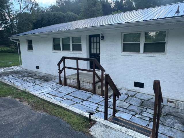 418724 Mineral Bluff Residential