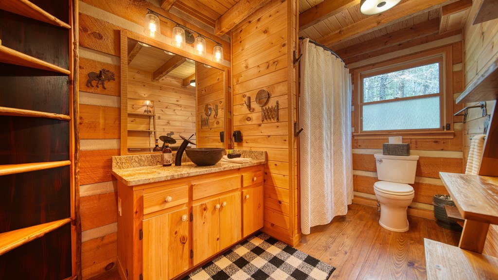 418726 Blue Ridge Residential