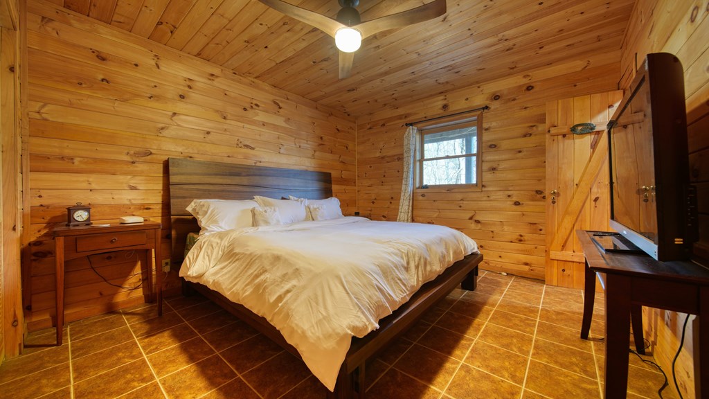 418726 Blue Ridge Residential