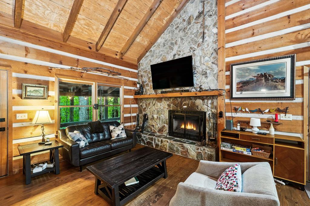 418726 Blue Ridge Residential