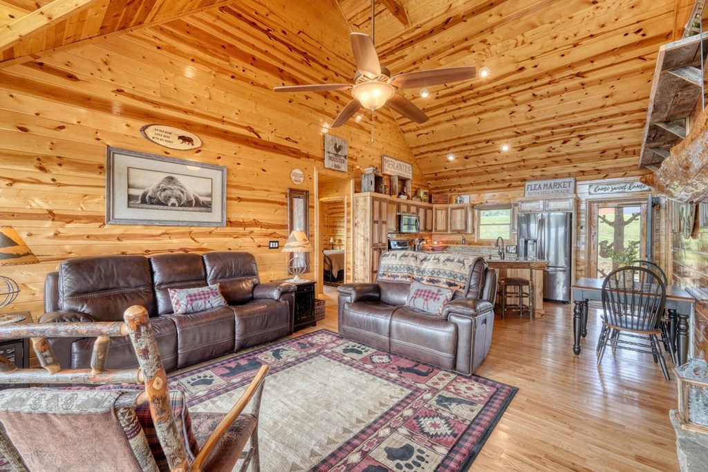 418745 Murphy Residential